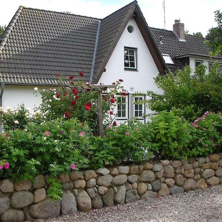 Ferienwohnungen Outzen 네벨 외부 사진